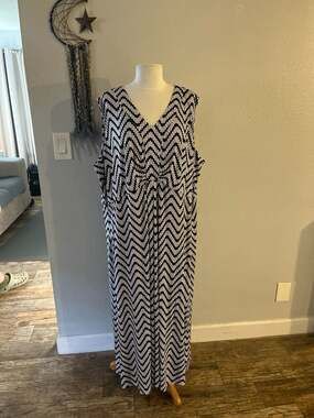 Joan Rivers Black and White Geometric Chevron Sleeveless Maxi Dress 3XP